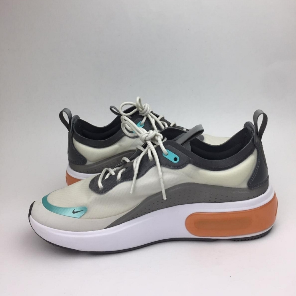 Nike Air Max Dia SE Sneaker sz 8 - Picture 8 of 15